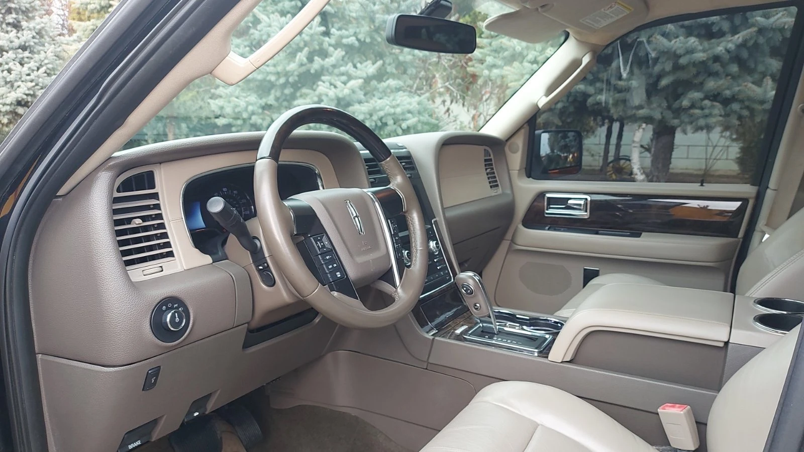 Lincoln Navigator 3.5 автомат - изображение 5