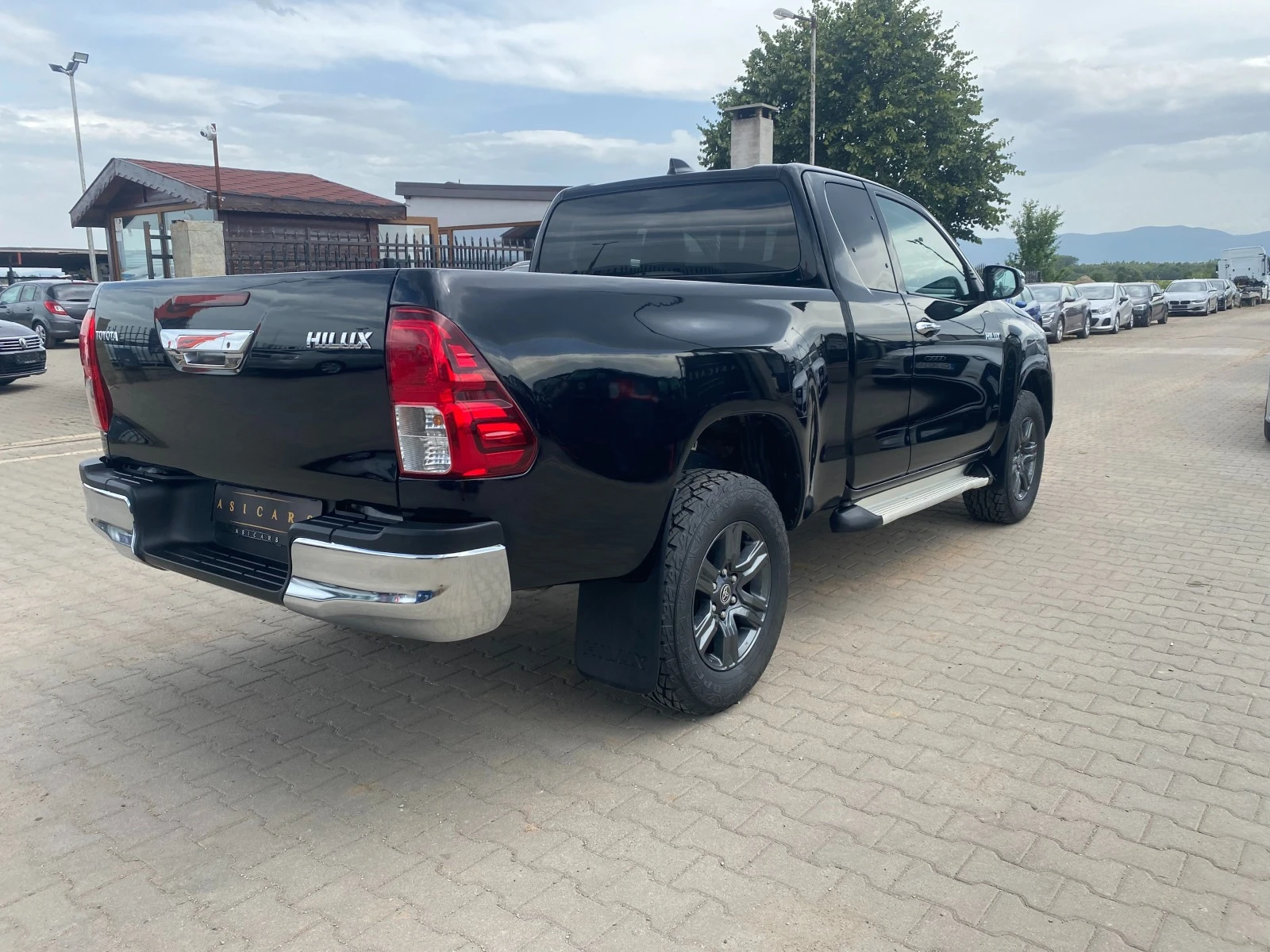 Toyota Hilux 2.8D 4X4 150kW EURO 6 - изображение 5