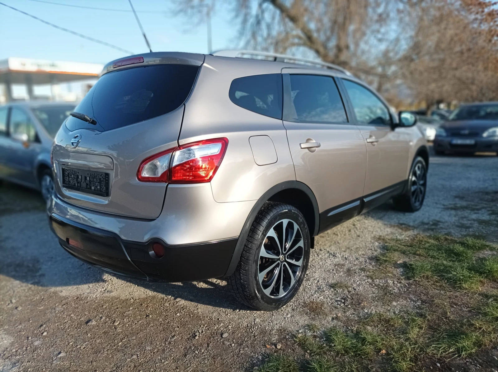 Nissan Qashqai + 2 * 4x4* 6+ 1* NAVI* PANORAMA* FULL* N-TEC - изображение 5