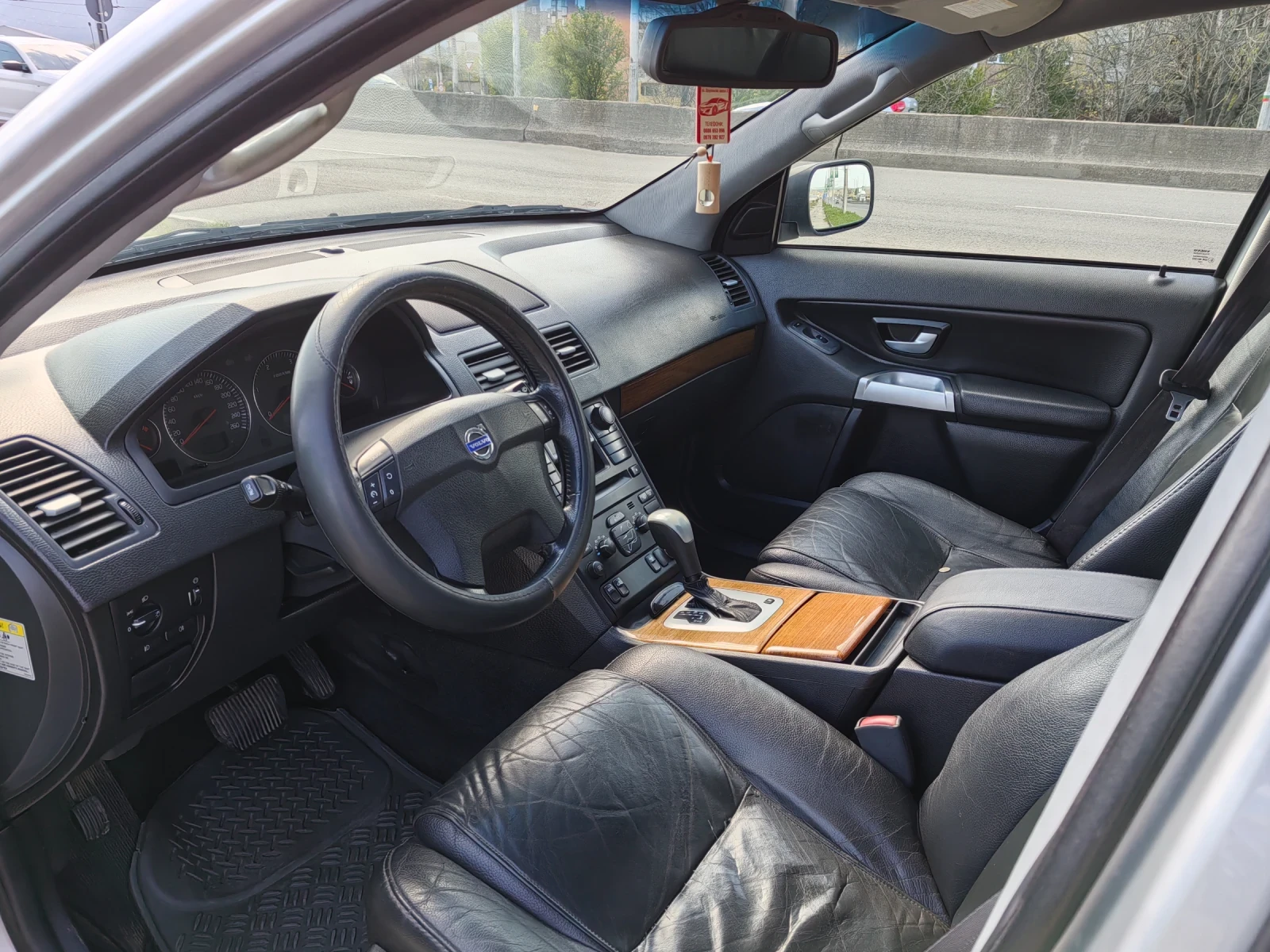 Volvo Xc90 2.4 td. 4x4  163ps - изображение 9