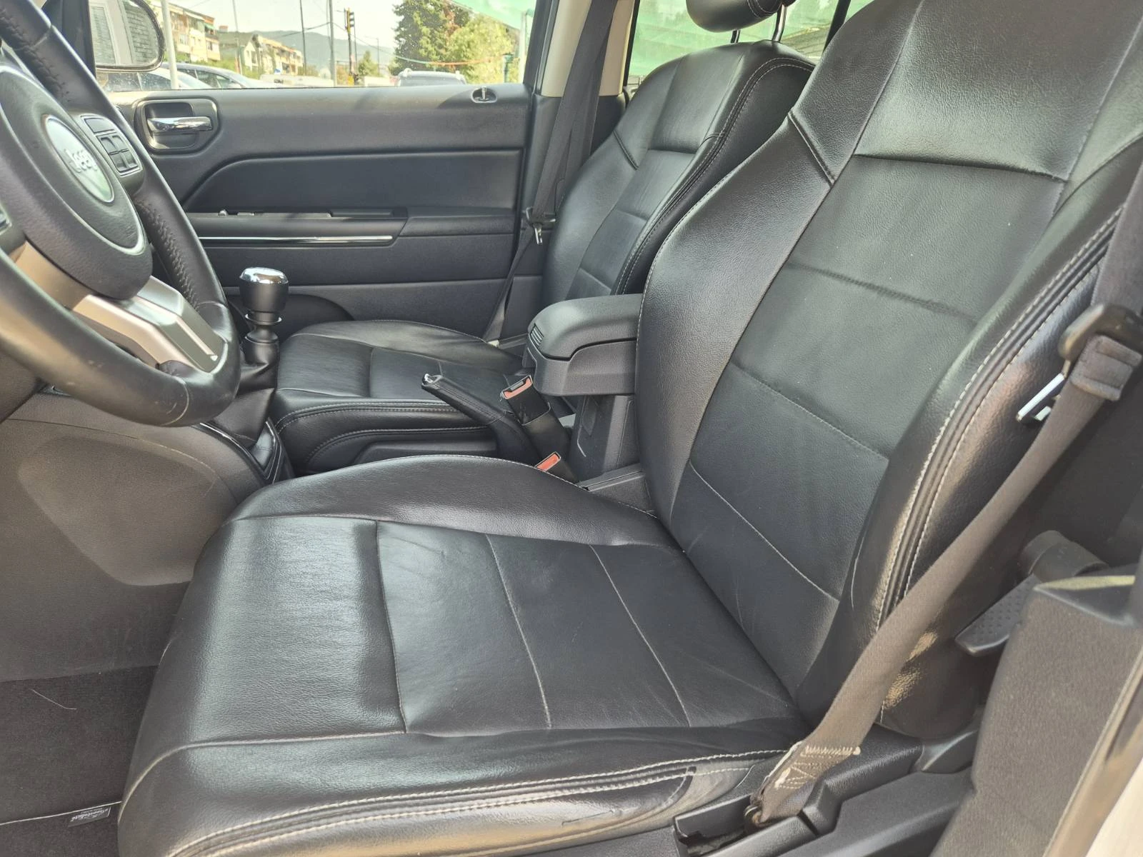 Jeep Compass 2.2D-LIMITED-154.000км - изображение 7