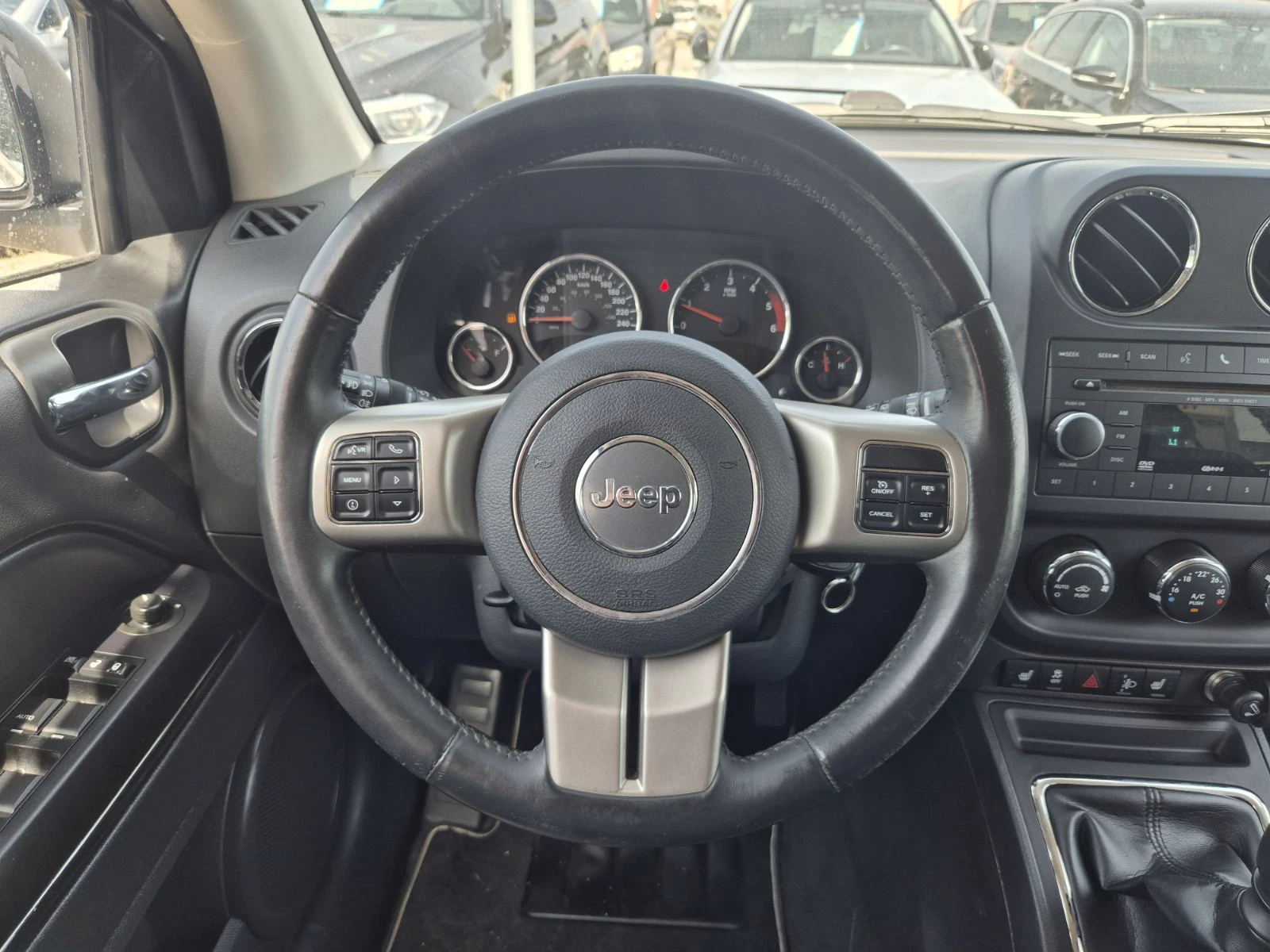 Jeep Compass 2.2D-LIMITED-154.000км - изображение 9
