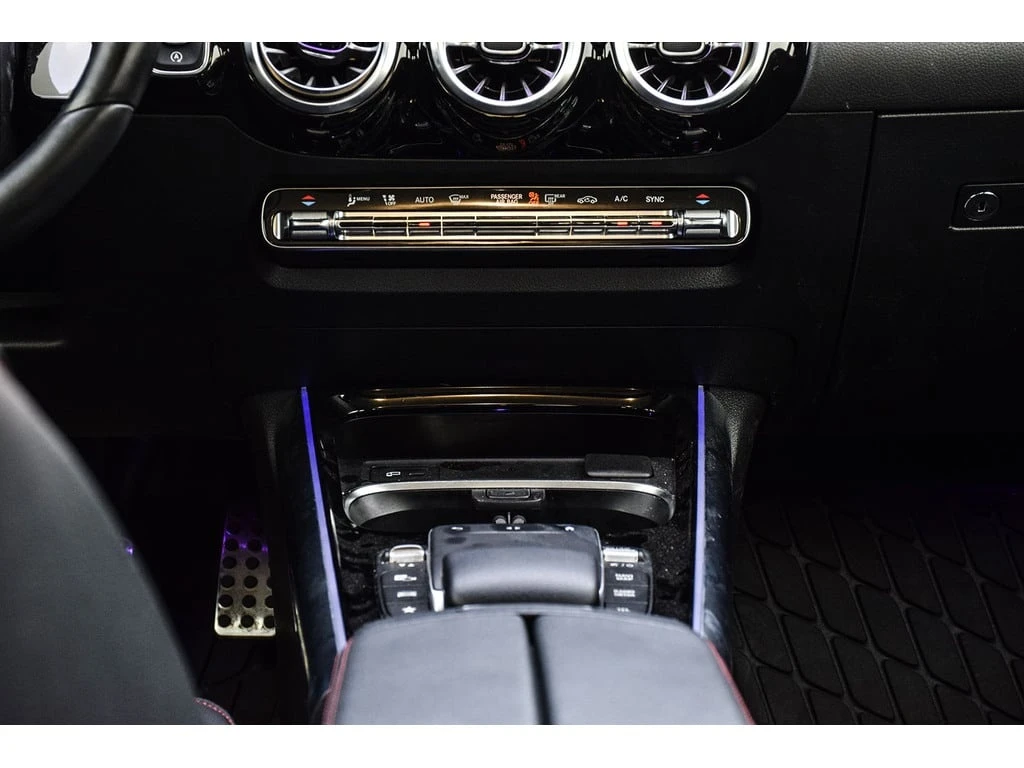 Mercedes-Benz GLA * CARFAX * ���� �� �������� | Mobile.bg � ����������� 12