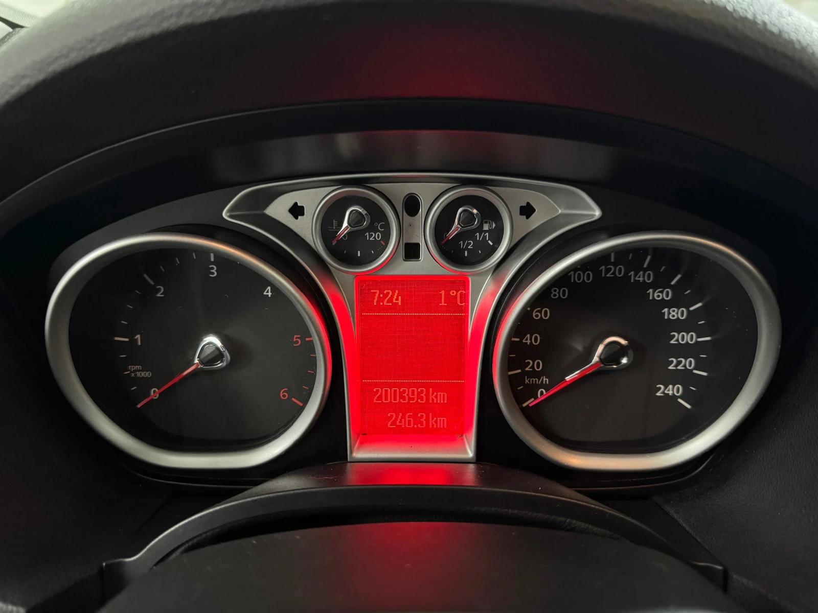 Ford Kuga 2.0 TDCI 4WD  TITANIUM - PANORAMA/ KEYLESS/ HEAT | Mobile.bg � ����������� 11