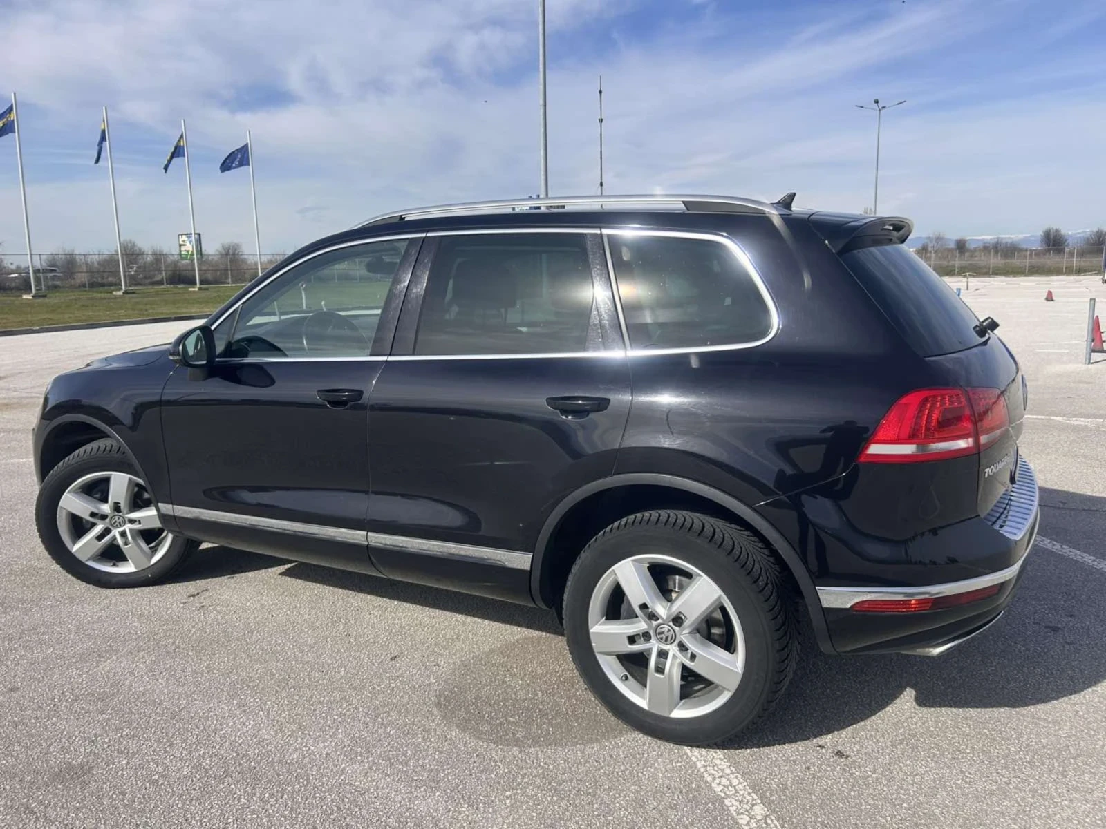 VW Touareg 3.0TDi V6 N1 FACELIFT, снимка 6 - Автомобили и джипове - 54235085