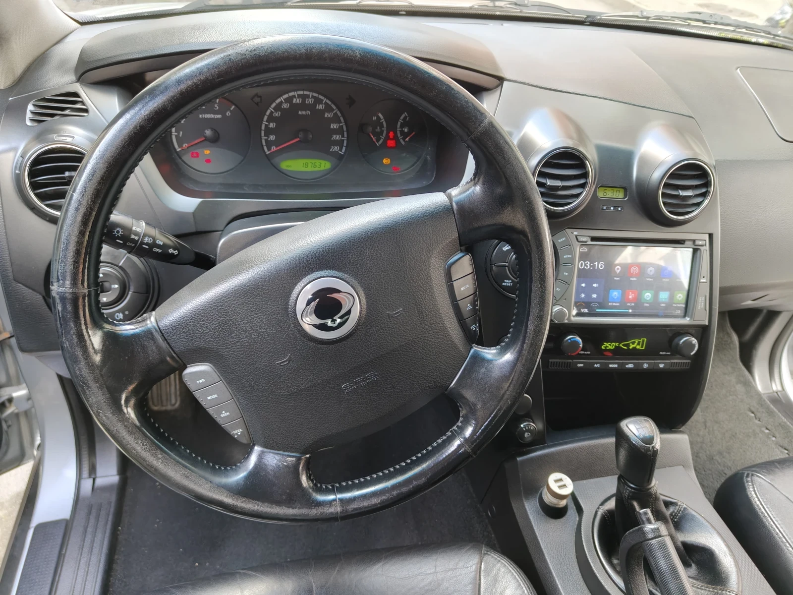 SsangYong Actyon, снимка 8 - Автомобили и джипове - 54336301