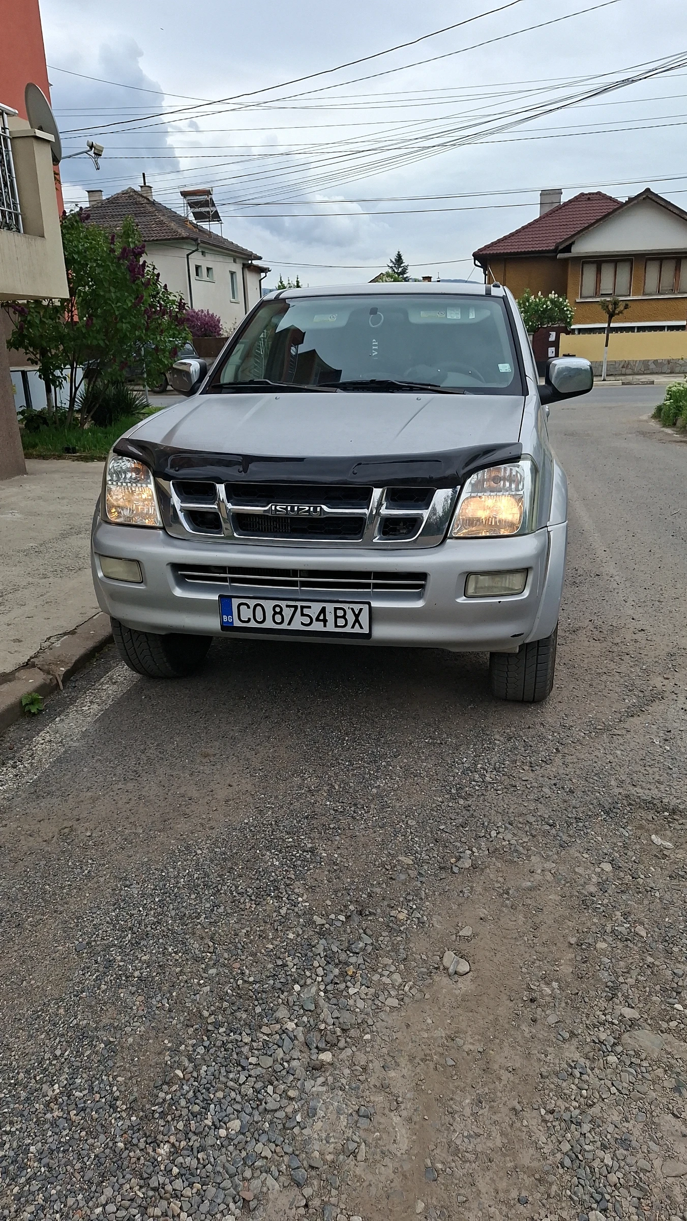 Isuzu D-max 3000TDI, снимка 2 - Автомобили и джипове - 54632897