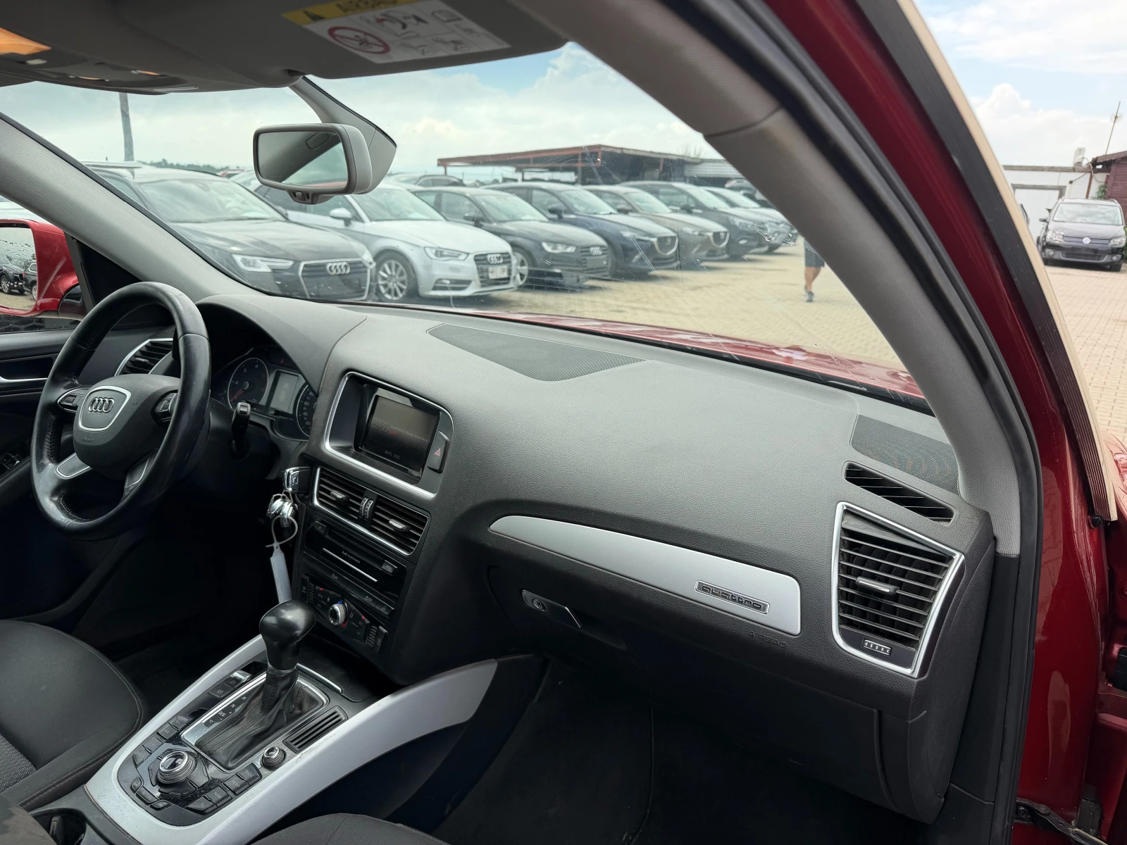 Audi Q5 2.0TDI QUATTRO AVTOMAT/NAVI EURO 6, снимка 10 - Автомобили и джипове - 55030644
