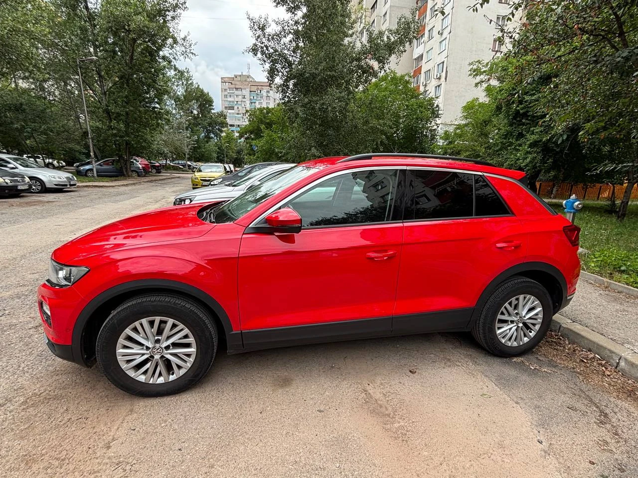 VW T-Roc, снимка 5 - Автомобили и джипове - 55171348