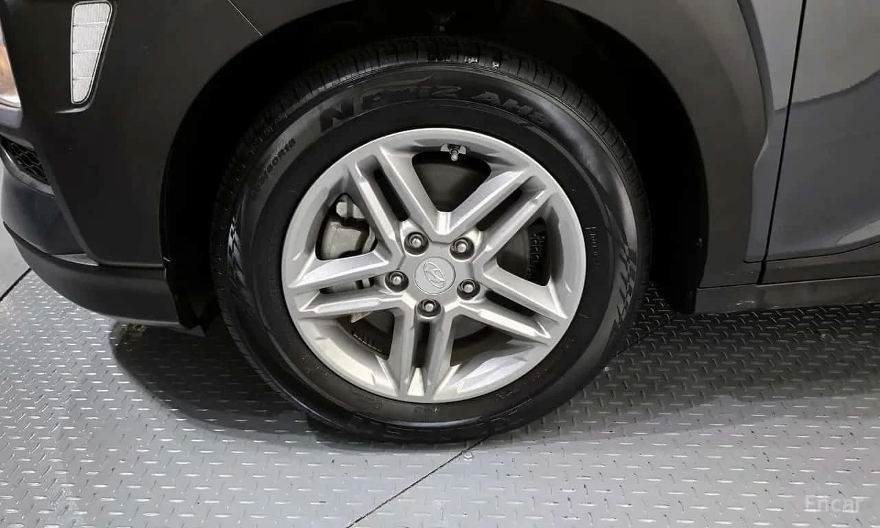 Hyundai Kona * 1.6 Turbo 2WD * ОПЦИЯ ЗА ФИНАНСИРАНЕ, снимка 5 - Автомобили и джипове - 55563940