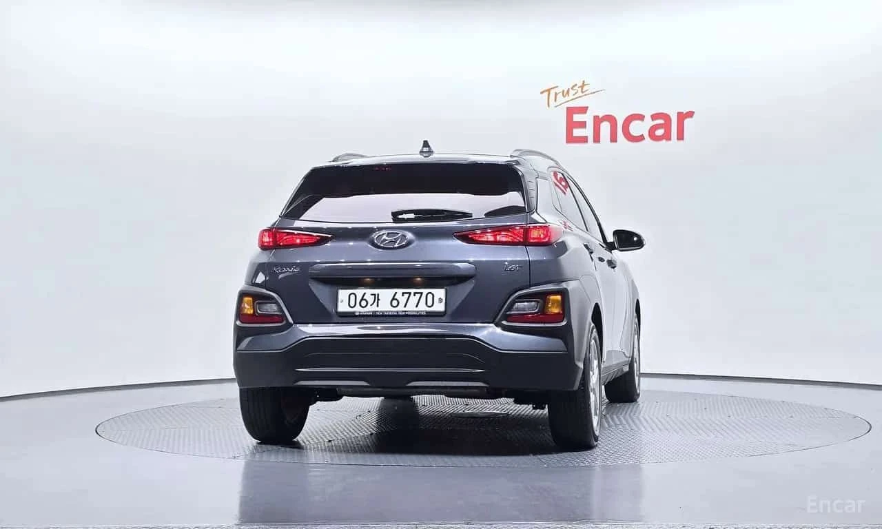 Hyundai Kona * 1.6 Turbo 2WD * ОПЦИЯ ЗА ФИНАНСИРАНЕ, снимка 4 - Автомобили и джипове - 55563940