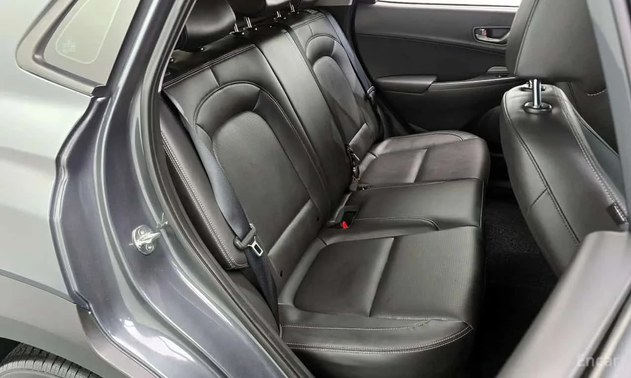Hyundai Kona * 1.6 Turbo 2WD * ОПЦИЯ ЗА ФИНАНСИРАНЕ, снимка 11 - Автомобили и джипове - 55563940