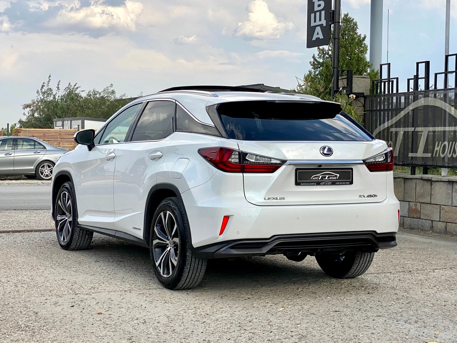 Lexus RX 450h Executive* Гаранция* Pano* Key GO* MAX Full* , снимка 4 - Автомобили и джипове - 55942362