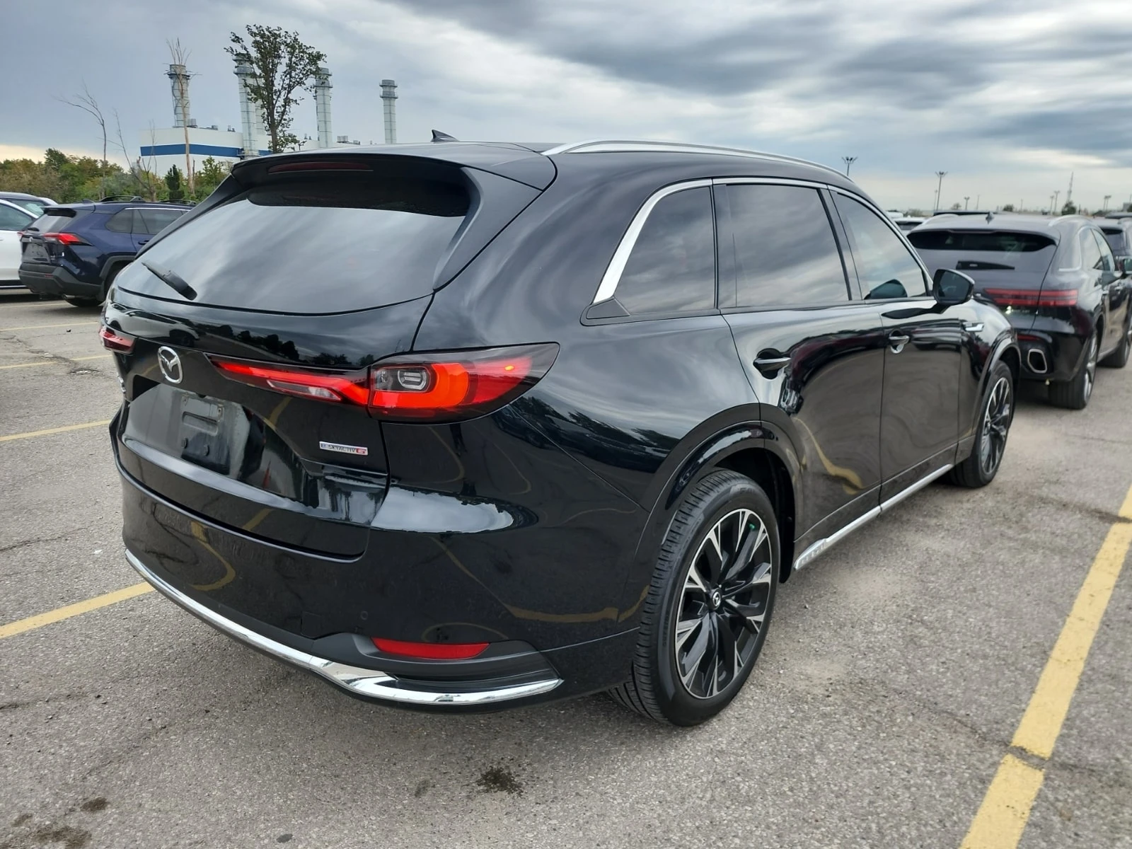 Mazda CX-90 3.3 TURBO S PREMIUM PLUS SPORT UTILITY 4D* , снимка 3 - Автомобили и джипове - 56154449