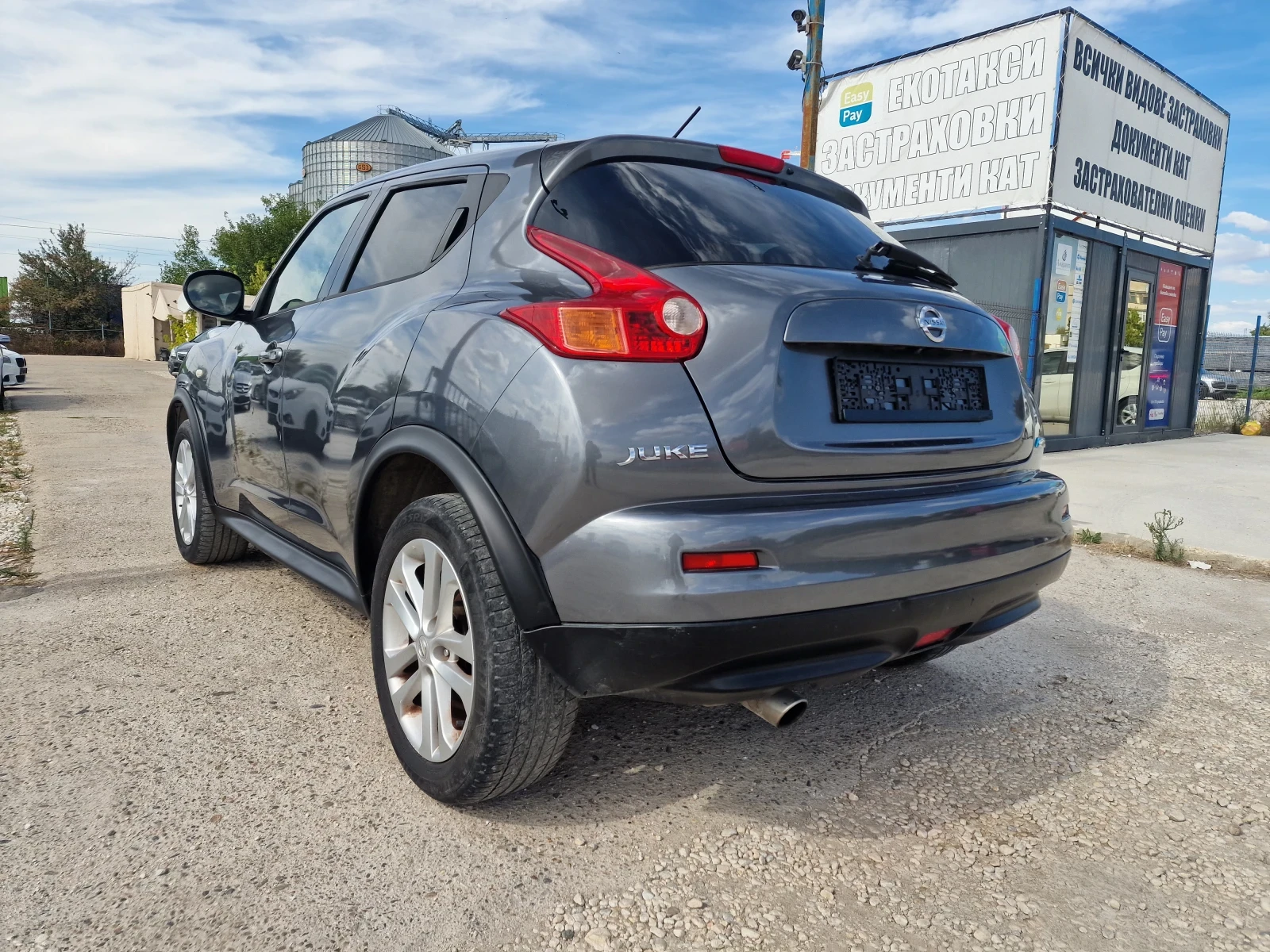 Nissan Juke, снимка 7 - Автомобили и джипове - 56289227