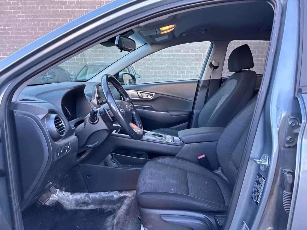 Hyundai Kona, снимка 12 - Автомобили и джипове - 56686784