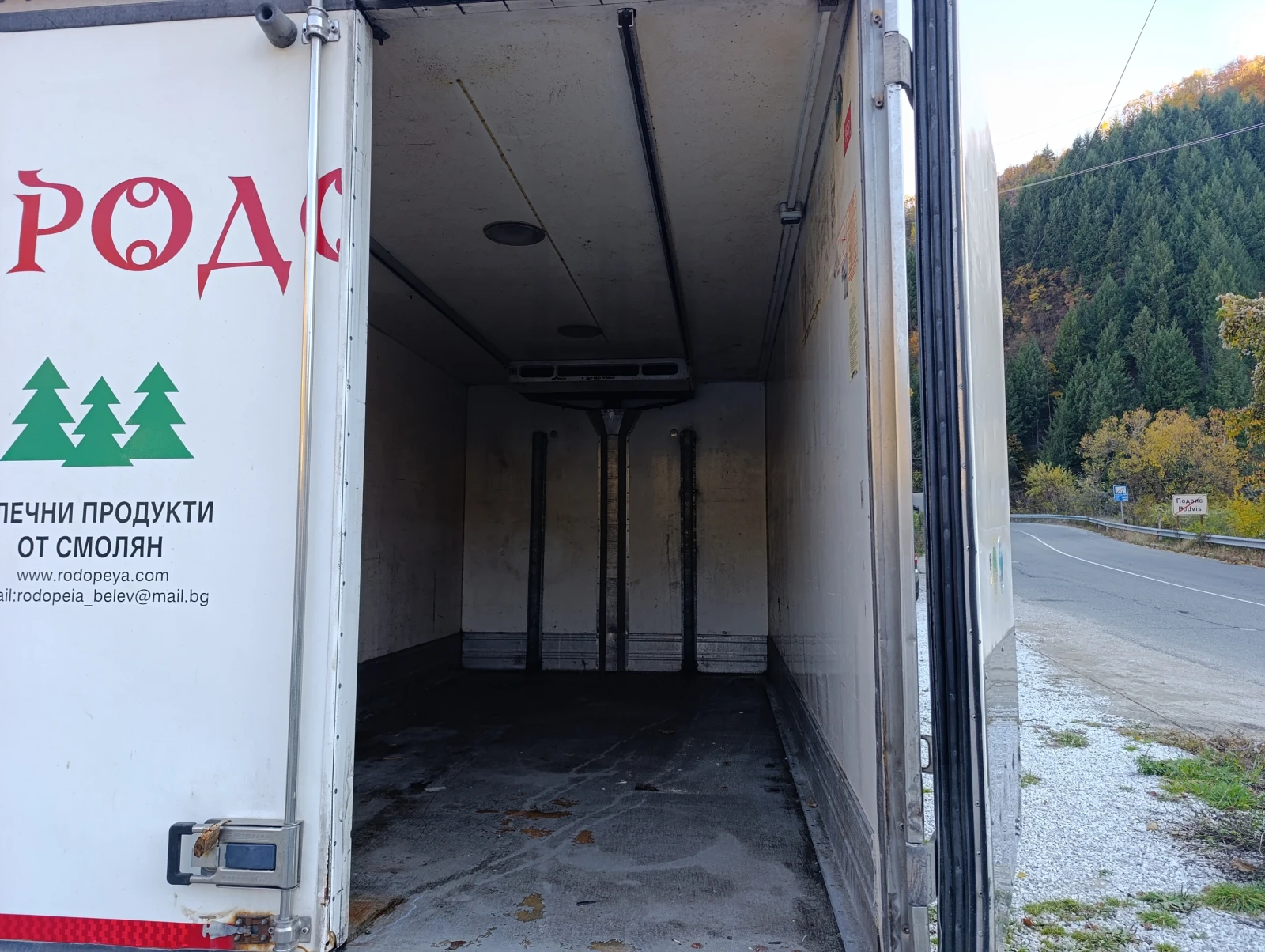 Mercedes-Benz Sprinter 311 Специален, Хладилен, снимка 5 - Бусове и автобуси - 54222129