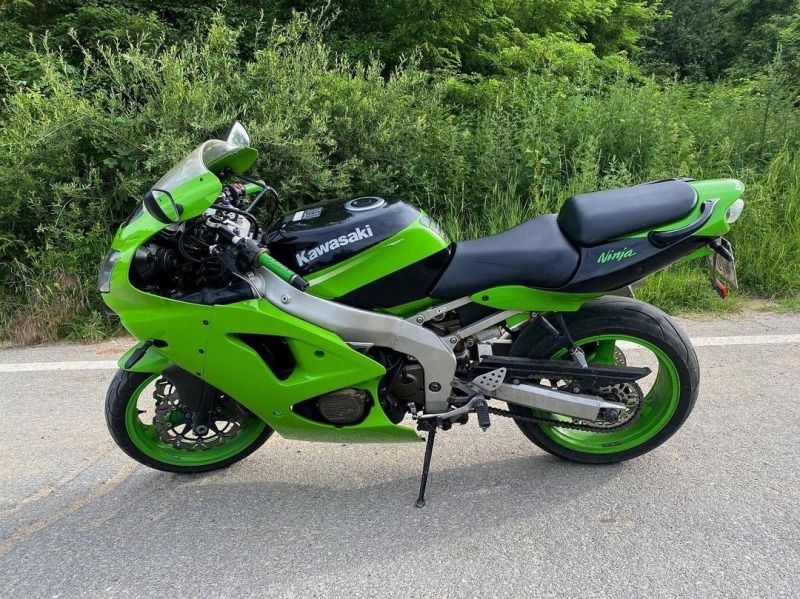 Kawasaki Ninja Zxr 600, снимка 3 - Мотоциклети и мототехника - 46316543