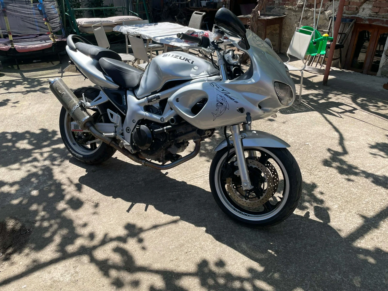 Suzuki SV