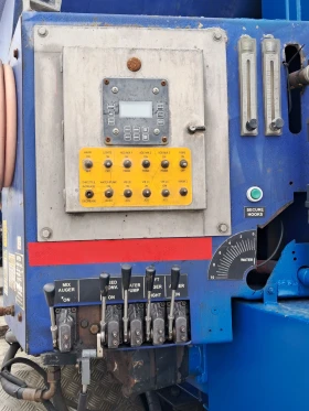 Бетон миксер Renault БЕТОНОВ ВЪЗЕЛ 45куб., снимка 13