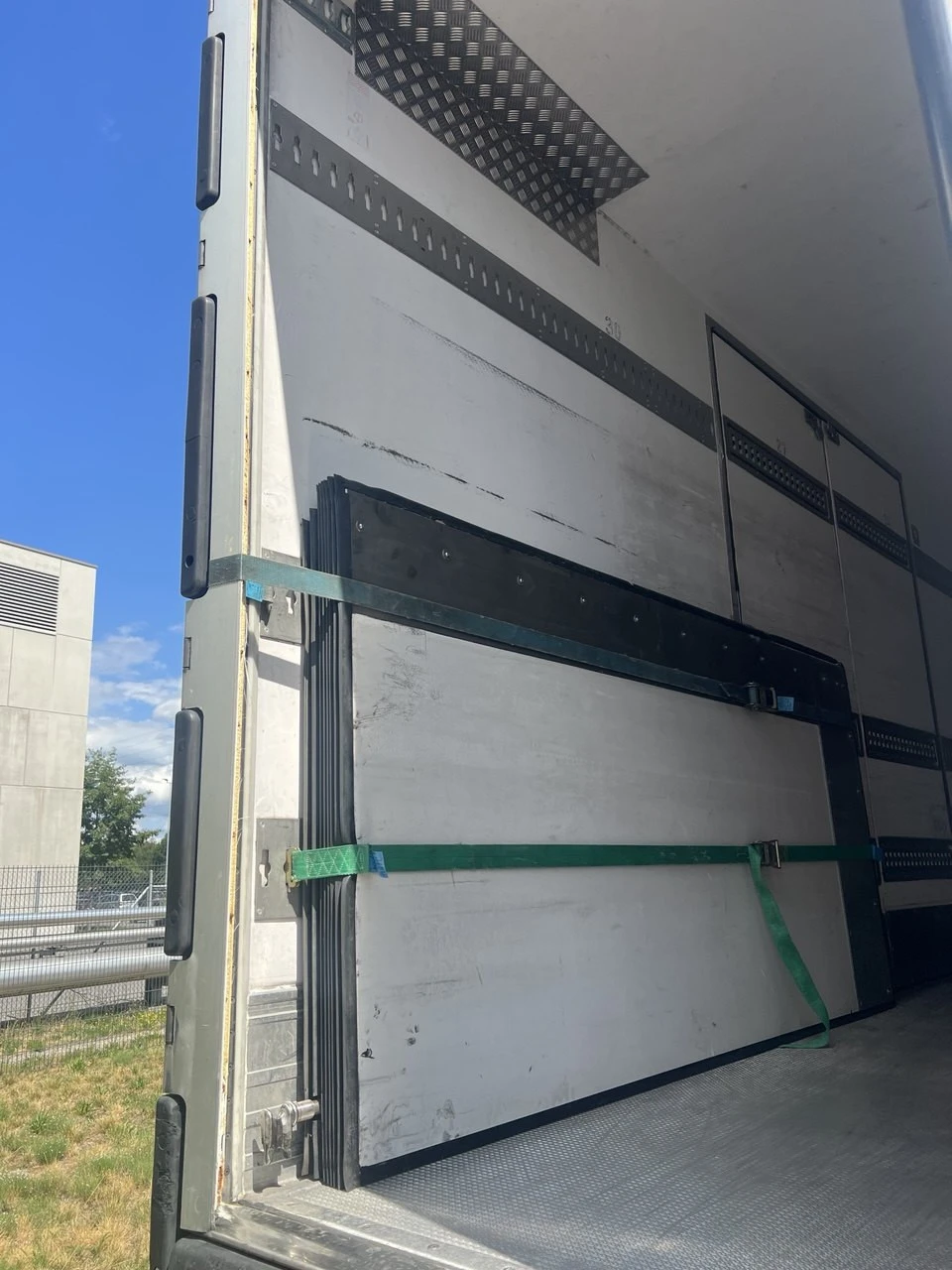 Полуремарке Други Lamberet LVFS2, снимка 8 - Ремаркета - 55844249