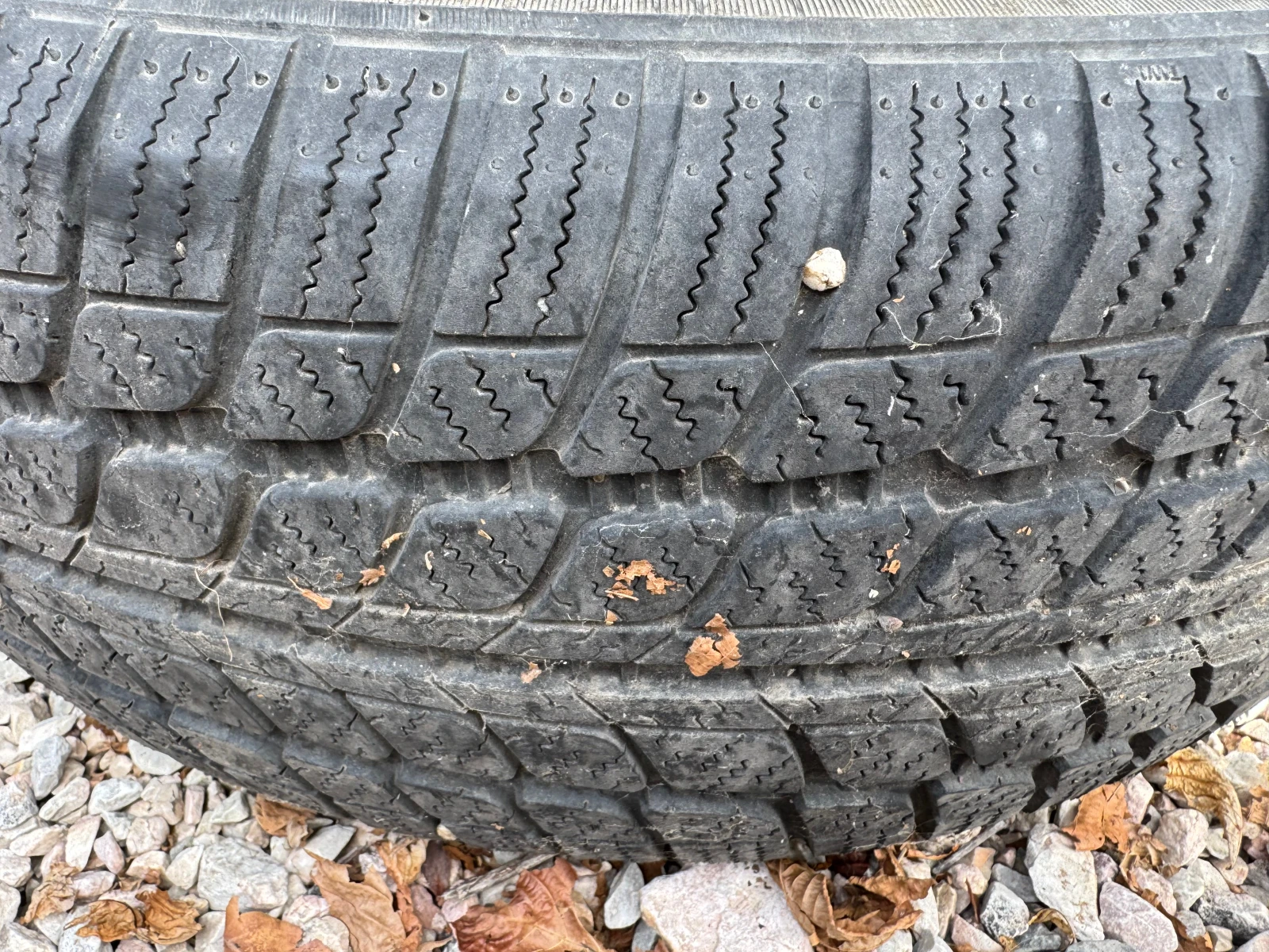 ���� 235/65R17 | Mobile.bg � ����������� 2