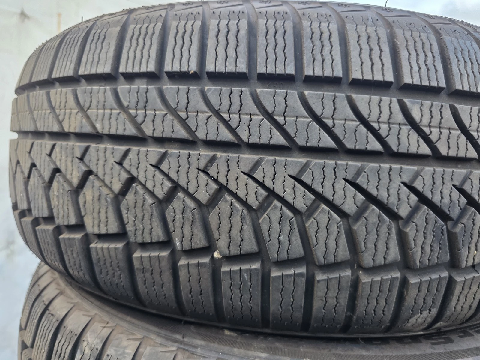 Гуми Зимни 205/55R16
