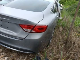 Chrysler 200, снимка 1