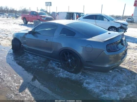 Ford Mustang Gt Premium, снимка 3