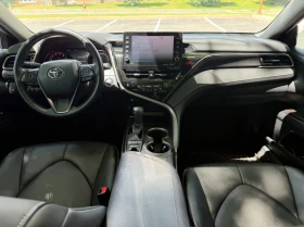 Toyota Camry Малък пробег / Без удари / Есктри, снимка 9