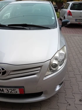 Toyota Auris 1.33I, снимка 4