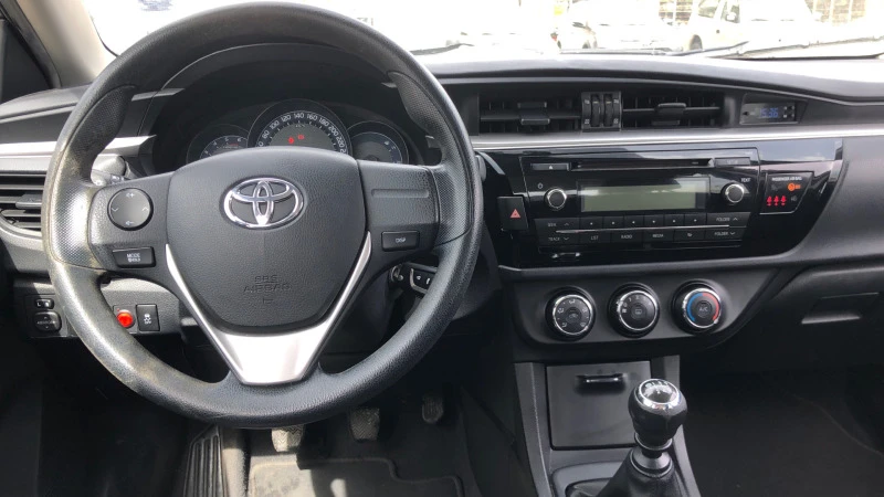 Toyota Corolla, снимка 15 - Автомобили и джипове - 46512898