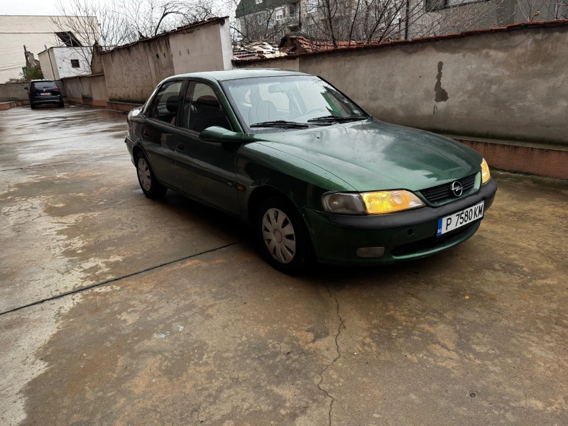 Opel Vectra 1.8 16V, снимка 1 - Автомобили и джипове - 48490625