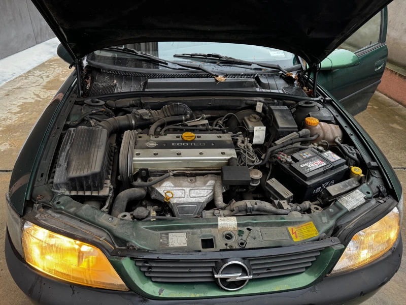 Opel Vectra 1.8 16V, снимка 8 - Автомобили и джипове - 48490625