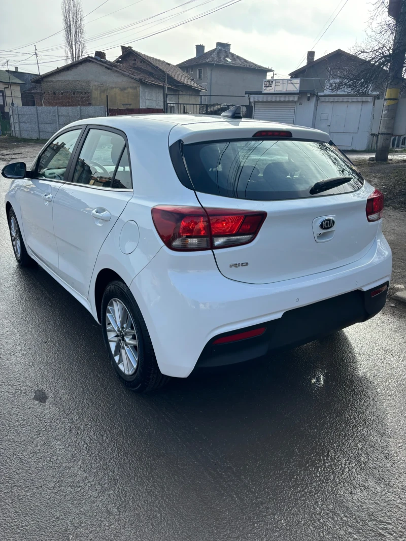 Kia Rio 1.2, снимка 4 - Автомобили и джипове - 48822377