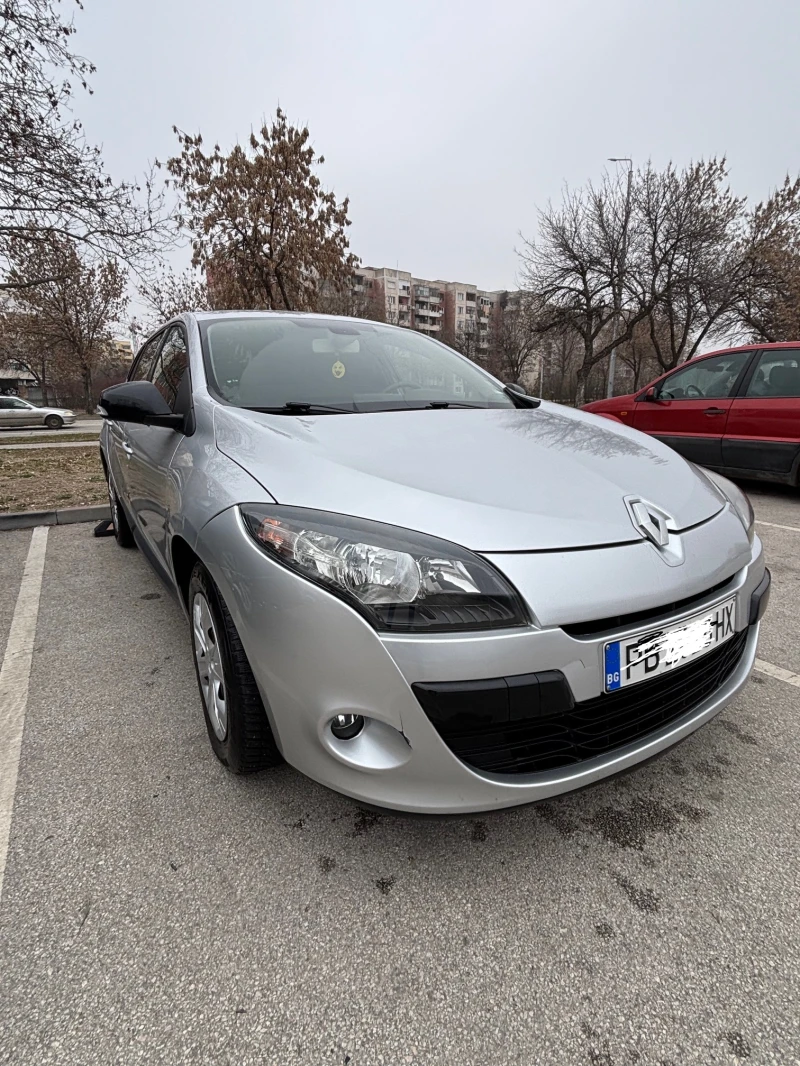 Renault Megane 1.5 DCI, снимка 2 - Автомобили и джипове - 49498730