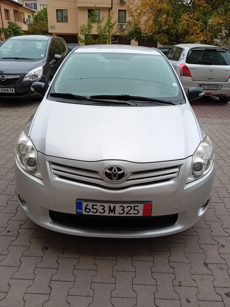 Toyota Auris 1.33I, снимка 1 - Автомобили и джипове - 49596039