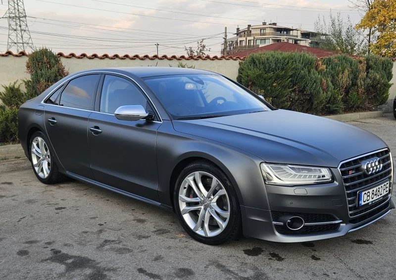Audi S8 690 К.С. НАПЪЛНО ОБСЛУЖЕН!, снимка 2 - Автомобили и джипове - 52237142