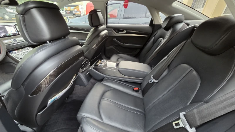 Audi S8 690 К.С. НАПЪЛНО ОБСЛУЖЕН!, снимка 8 - Автомобили и джипове - 52237142