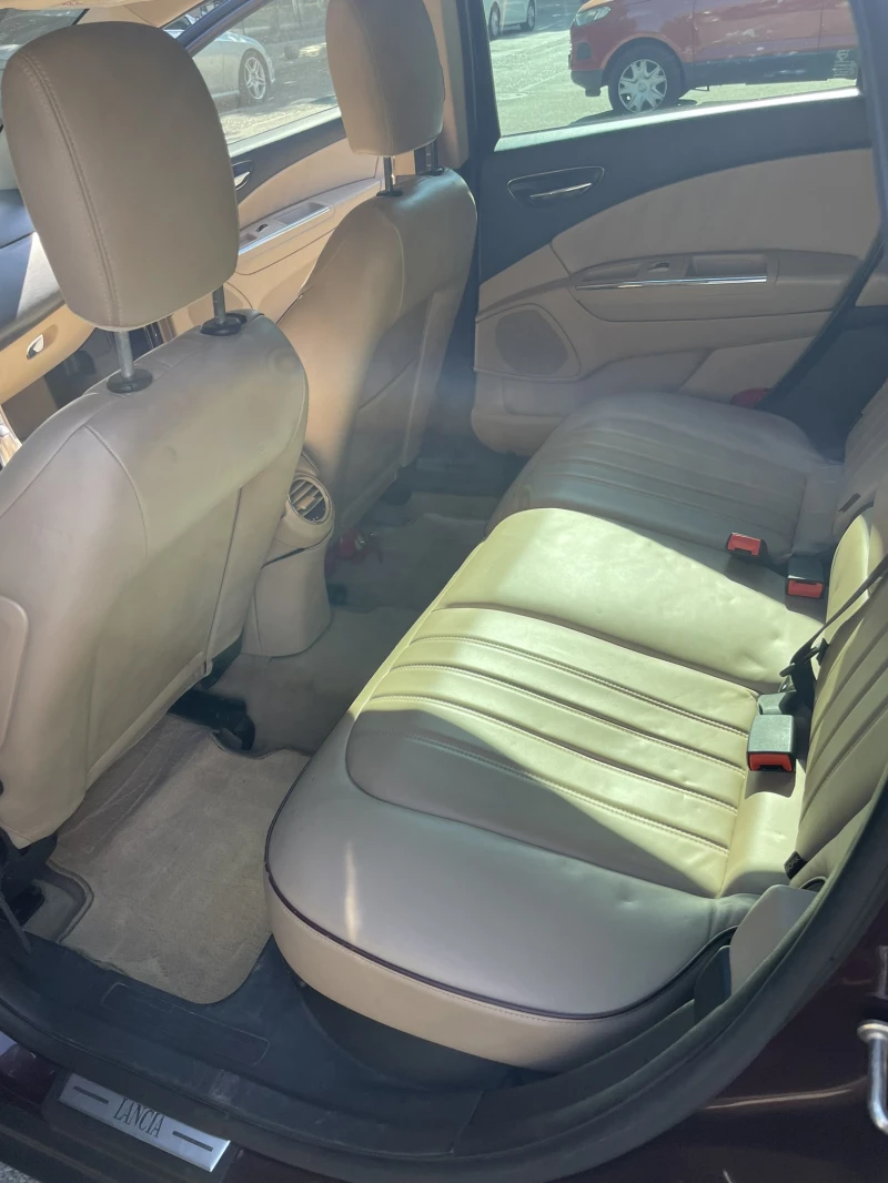 Lancia Delta 1.6 M-jet 120 Oro, снимка 8 - Автомобили и джипове - 52262559