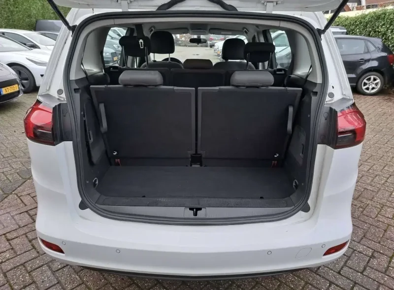 Opel Zafira 1.6 Turbo CNG 150 hp, снимка 6 - Автомобили и джипове - 52446061