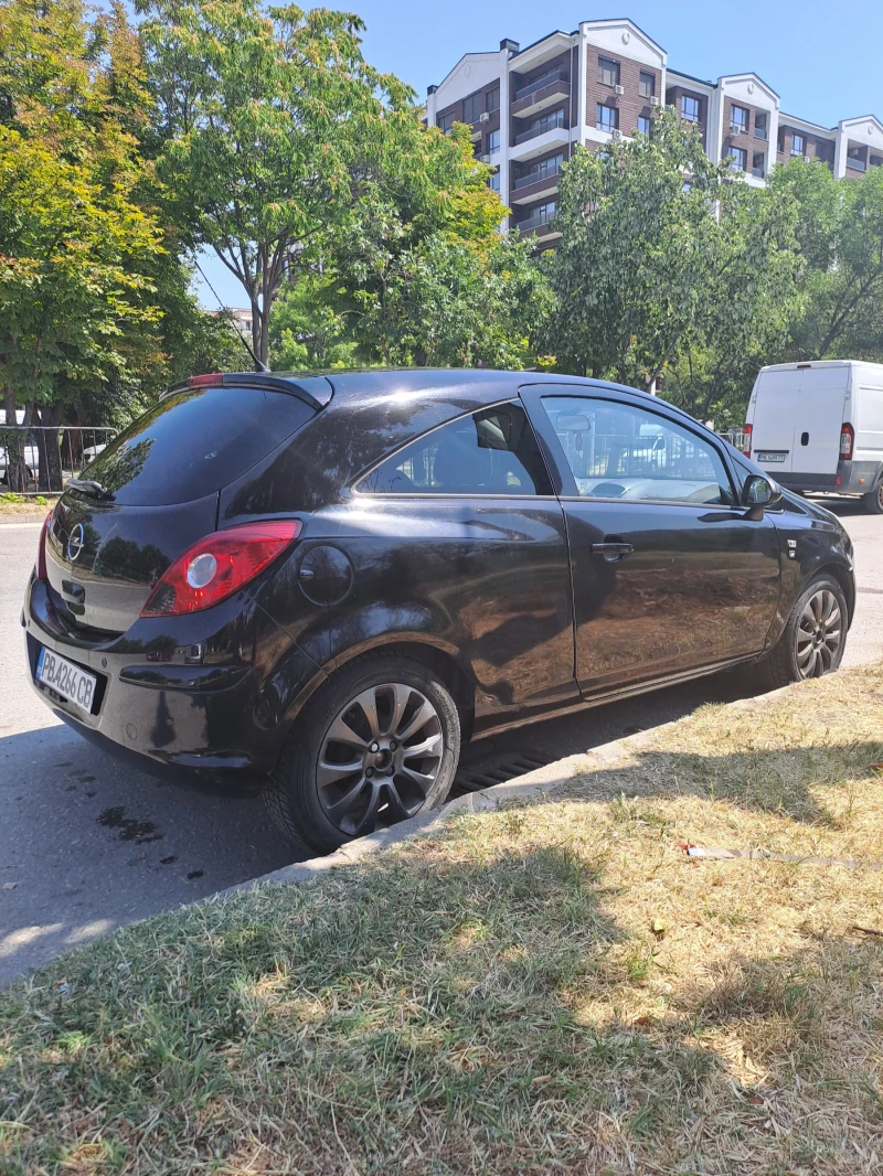 Opel Corsa D, снимка 4 - Автомобили и джипове - 52278738