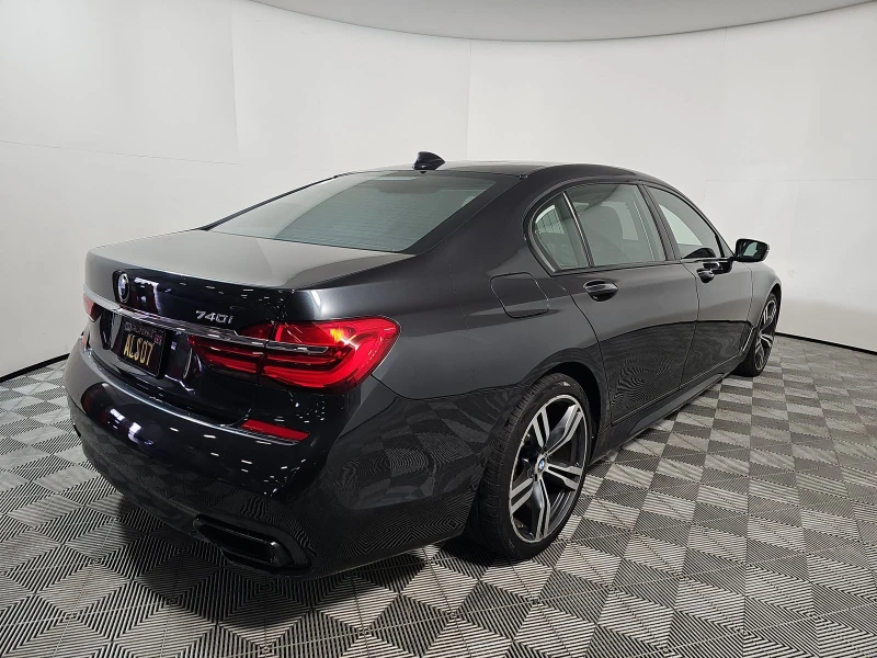 BMW 740 i M SPORT LINE DIGITAL/ОБДУХВАНЕ/HEAD-UP/ВАКУУМ, снимка 6 - Автомобили и джипове - 52670990