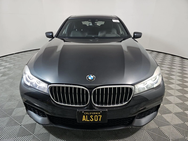 BMW 740 i M SPORT LINE DIGITAL/ОБДУХВАНЕ/HEAD-UP/ВАКУУМ, снимка 2 - Автомобили и джипове - 52670990