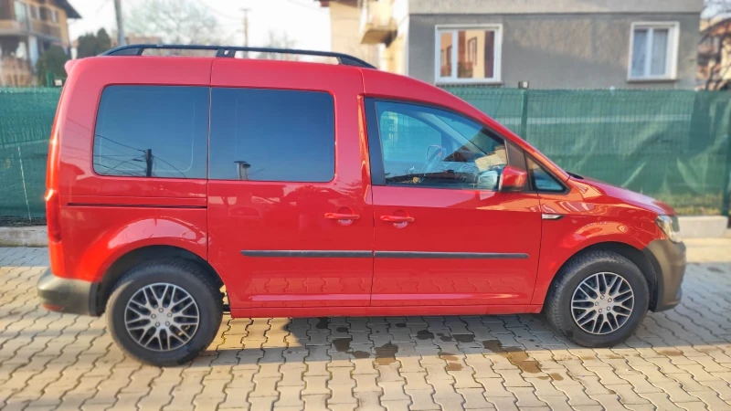 VW Caddy, снимка 6 - Автомобили и джипове - 52852355