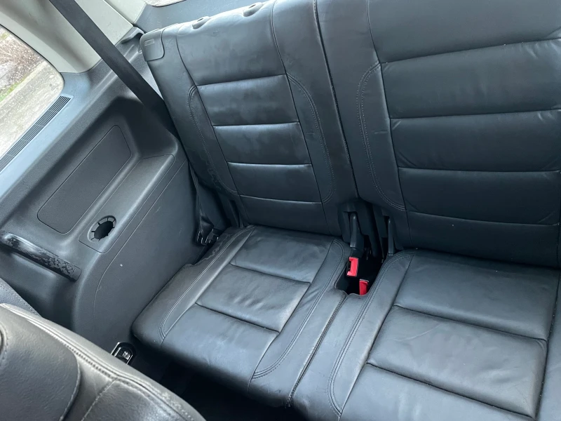 VW Touran 7 места кожа, снимка 11 - Автомобили и джипове - 52975979