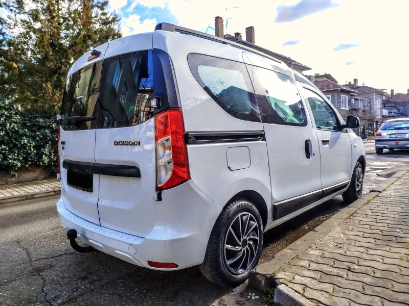 Dacia Dokker 5 места  мн. ЗАПАЗЕНА, снимка 3 - Автомобили и джипове - 53276421