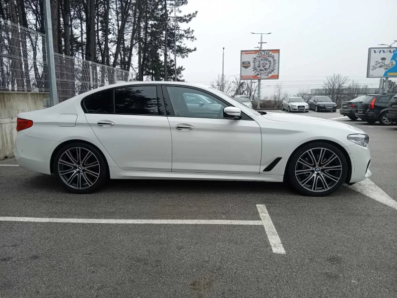 BMW 540 Xdrive Softclose/360/Gesture Сервизна История , снимка 4 - Автомобили и джипове - 53465551
