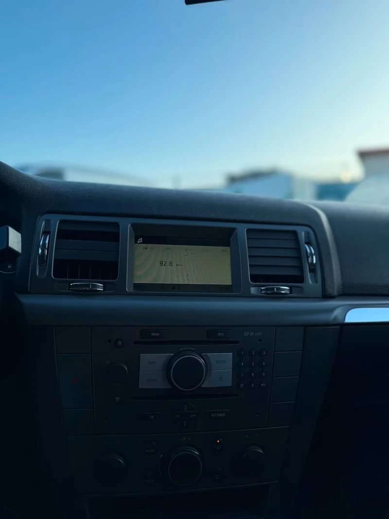 Opel Vectra C 1.9 CDTI 150к.с., снимка 9 - Автомобили и джипове - 53468261