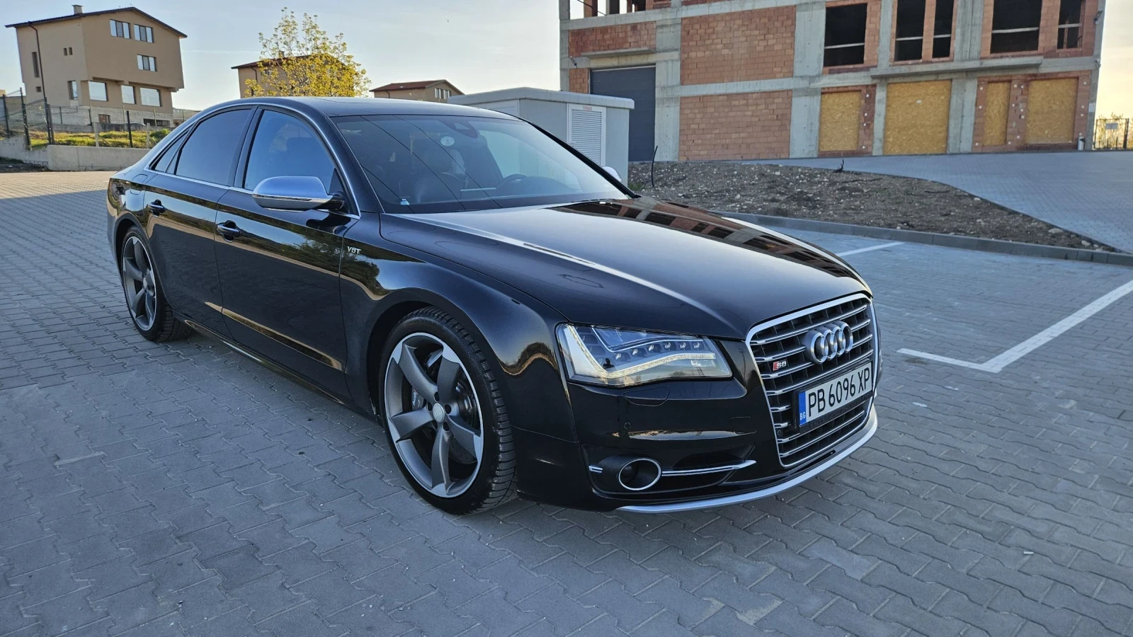 Audi S8 Ceramic / Carbon / Bang & Olufsen - изображение 7